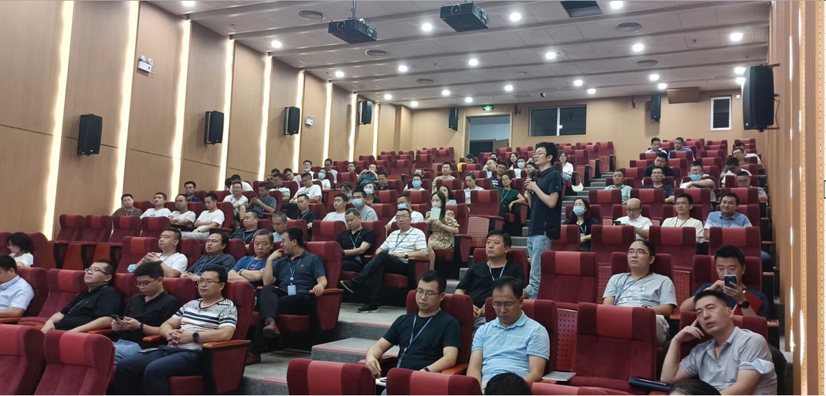 KS体育微电开展精益能力提升宣讲培训会